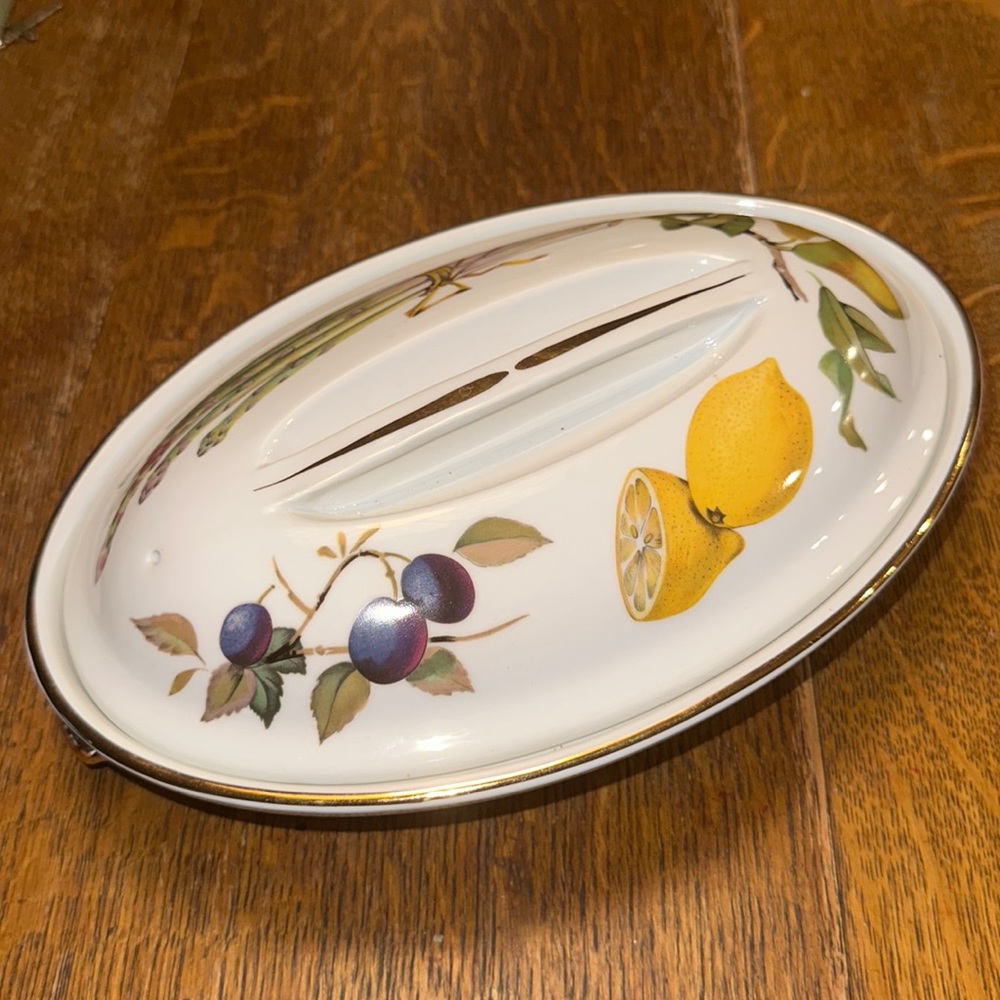 Vintage Royal Worcester Evesham Gold Oval Casserole Dish Vegetable & Fruits Lid